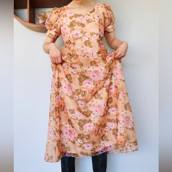 Vintage Floral Dress - Picture 3 of 6